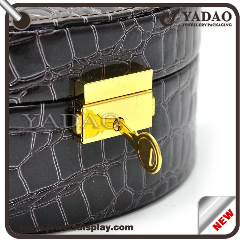 Round black lining leather antique mirror locking jewelry leather plastic box with handle
