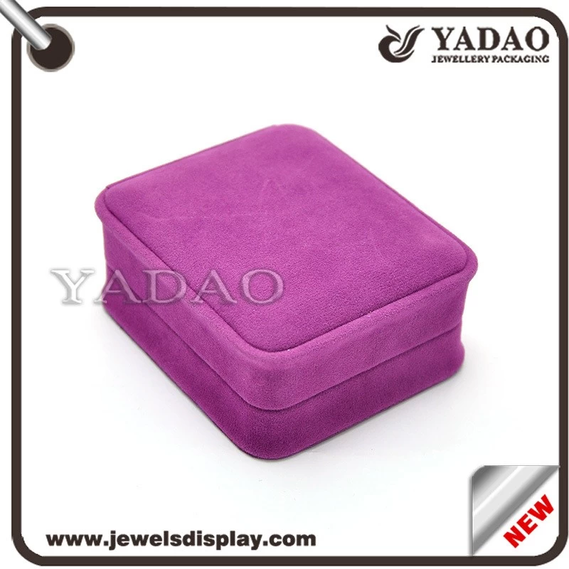 Wholesale charming custom color and size jewelry velvet box for packaging and display in jewelry shop
