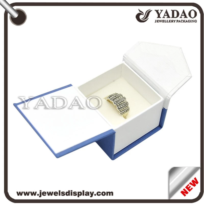 Wholesale custom newest design white and blue color cardboard packing boxes with ribbon for jewellery storage paper gift box