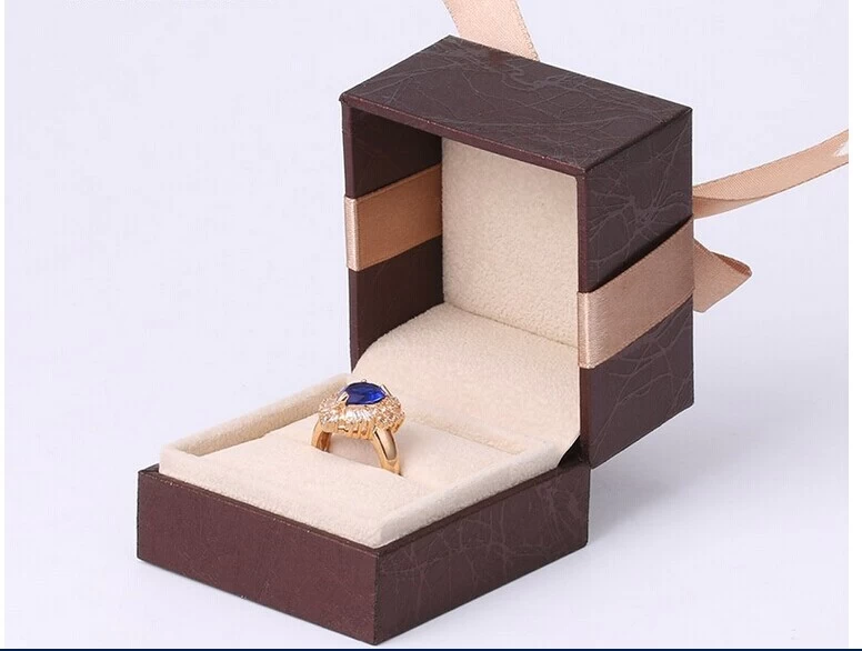 Wholesale jewelry Packaging Paper Gift Box PU leather Jewelry Packaging Box for Ring Earring Pendant Jewelry Display jewelry boxes