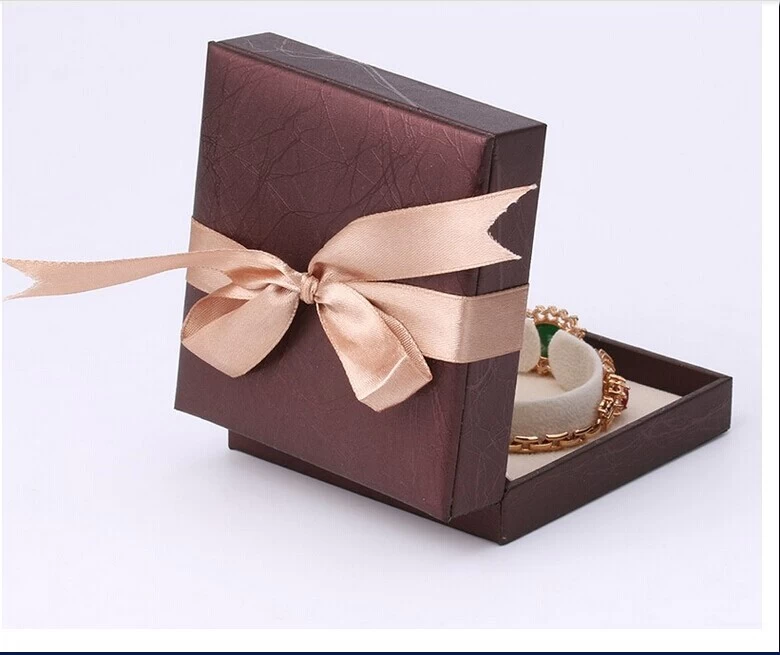 Wholesale jewelry Packaging Paper Gift Box PU leather Jewelry Packaging Box for Ring Earring Pendant Jewelry Display jewelry boxes