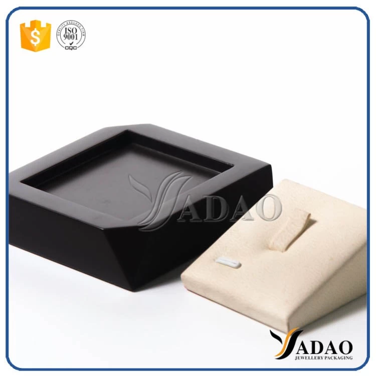 Wholesale unique movable design pu leather display jewellery stand for wedding ring / pendant