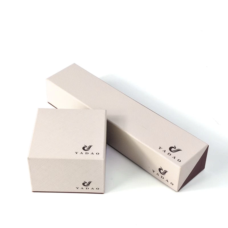 FANXI Custom Logo Luxury Plastic Packaging Boxes For Ring Earrings Necklace  Bracelet Packing For Beige Velvet