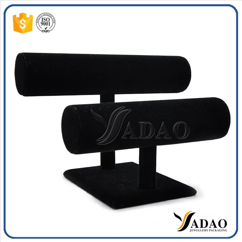 classical magical delicate adurable lightweight heart pedestal mdf bracelet/bangle/watch display stands customized by Yadao