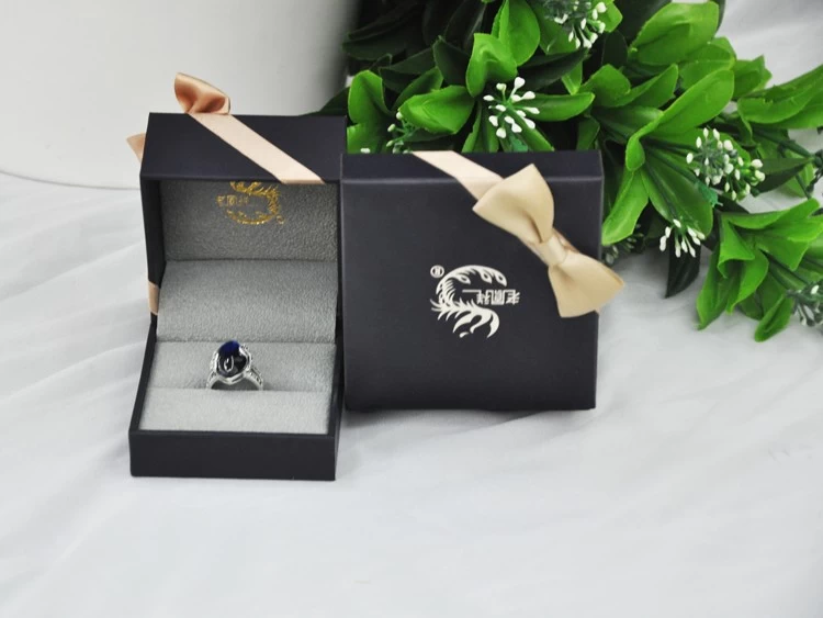 customize high quality jewelry plastic box jewelry packaging box in soft touch with beautiful bowknot