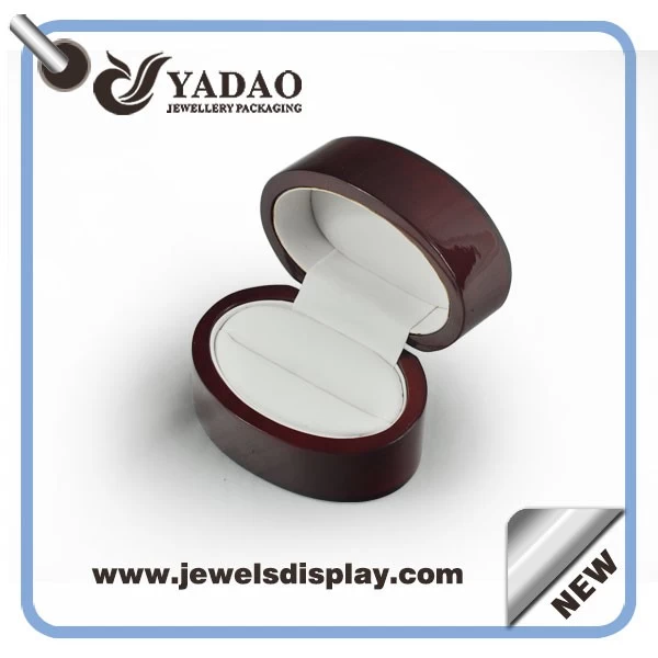 lacquered wooden small jewelry boxes portable display jewellery packaging box for ring display cases suppliers