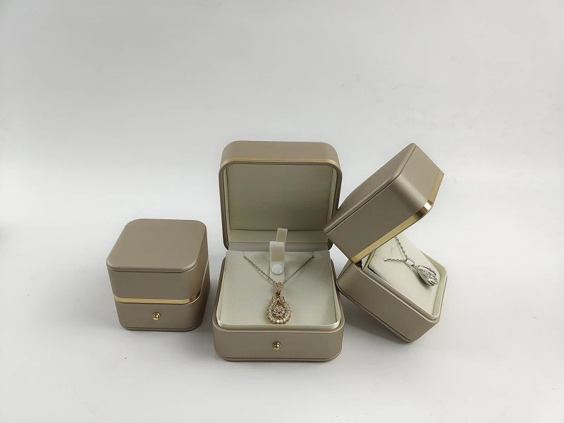 luxury jewelry packaging box plastic jewelry box champagne color jewelry box stocks gift packing