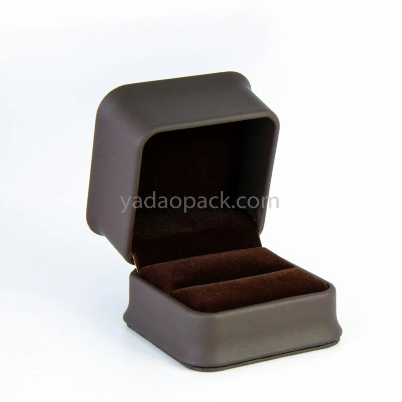 romantic customized wedding ring box