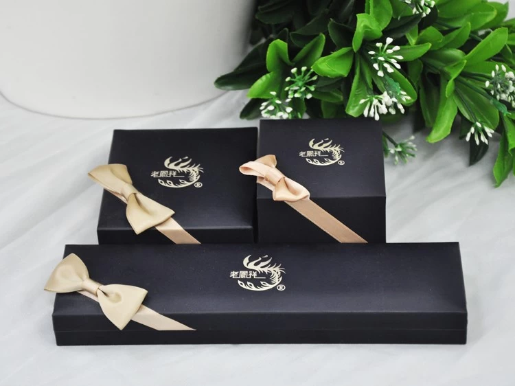 wholesale high quality dark blue luxury leather box for jewelry packaging with butterfly ribbon made in China