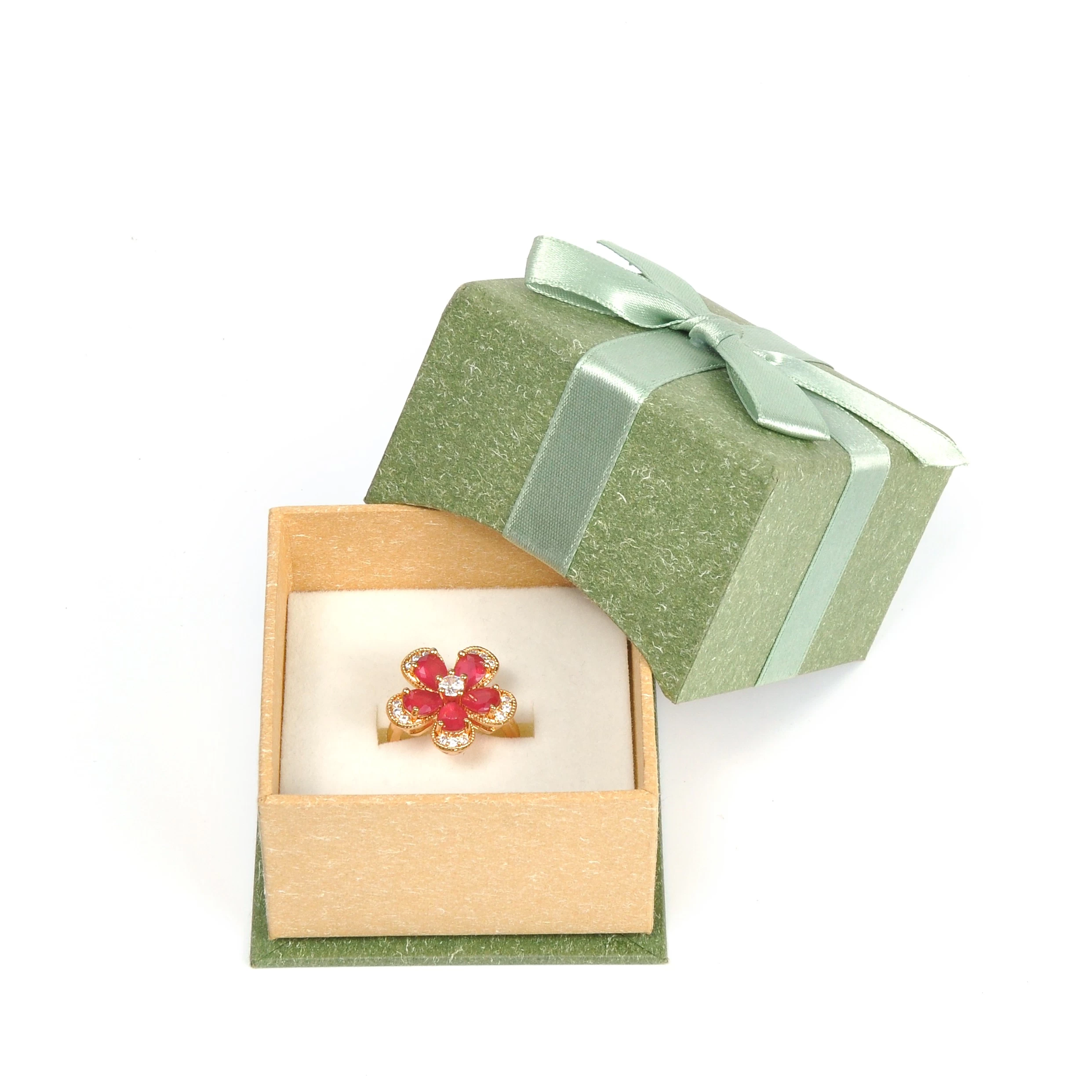 L'imballaggio di gioielli Yadao produce una scatola di carta