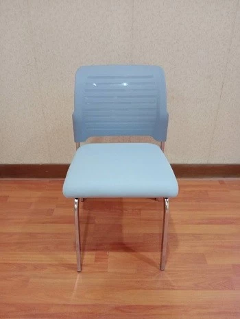 Newcity 1423 Colorful Polypropylene Chair Professional Conference Chair High Quality Bar Restaurant Furniture Training Chair Modern Training Chair Chinese Supplier Foshan