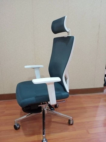 Newcity 1426A-1 Computer Room Modern Mesh Chair With Footrest Mesh Chair White PP Luxury Swivel Chair Boss Ergonomic best Mesh Chair Chinese Foshan Supplier