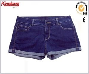 Cina Pantaloncini di abbigliamento estivo per pantaloni di jeans in denim, pantaloncini di jeans per pantaloni di jeans da donna in stile caldo produttore