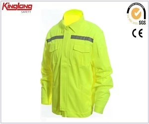 China High visibility fluo yellow long sleeves jacket, chest pockets single-breasted buttons jacket fabricante