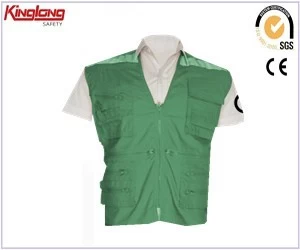 Китай Multi pockets high quality mens vest, no sleeve pvc zipper safety vest производителя
