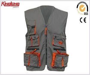 China New arrival high quality cargo vest, classical design polycotton fabric vest manufacturer