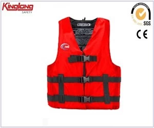 China Red vest fahsionable high quality vest, road warning multi pockets vest fabricante