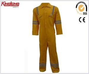 China Uniforme de roupas de segurança 100% algodão macacão, macacão refletivo retardante de fogo fabricante