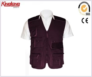 China Workers uniform mens high quality vest,  no sleeves multi pockets black vest fabricante