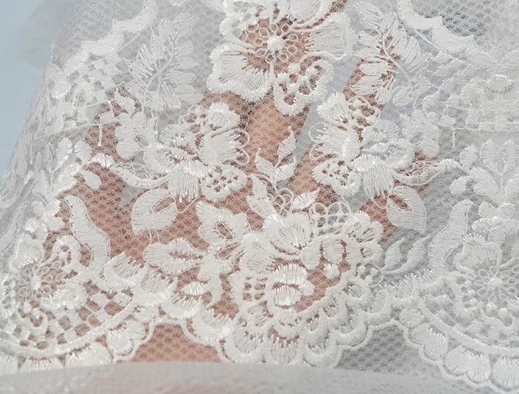 L17-180 // Heavy Embroidered Bridal Lace Fabric, Bridal Dress Fabric, Wedding  Dress Tulle, Flower Lace, Corded Lace Fabric, Ornate Lace 