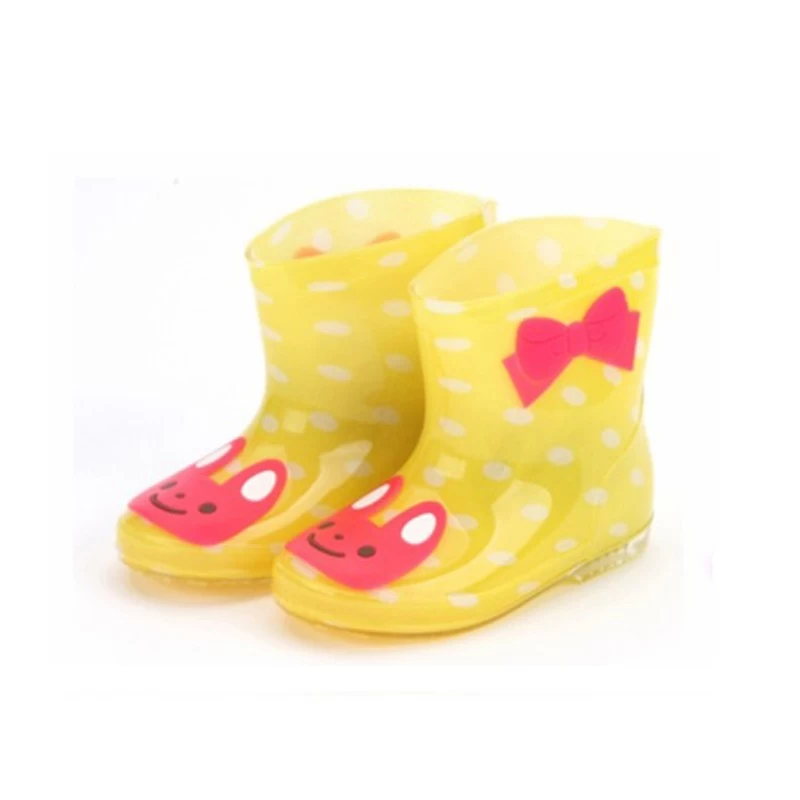 China 666-1 elegantes botas de chuva no tornozelo para crianças fabricante