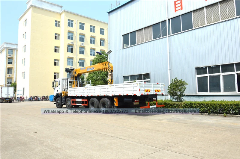 Fornecedor de Crane de Crane montado em 12 toneladas, fabricante de China de Crane Montado