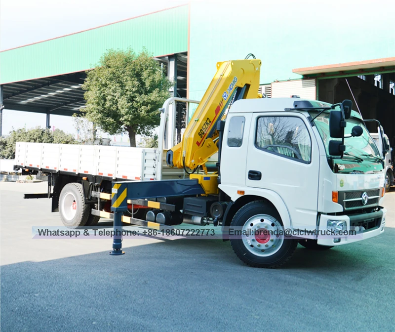 4 ton 4 * 2 DFAC Lorry Folding Crane China Manufacturer