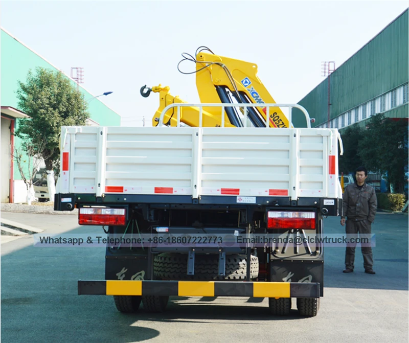 4 ton 4 * 2 DFAC Lorry Folding Crane China Manufacturer