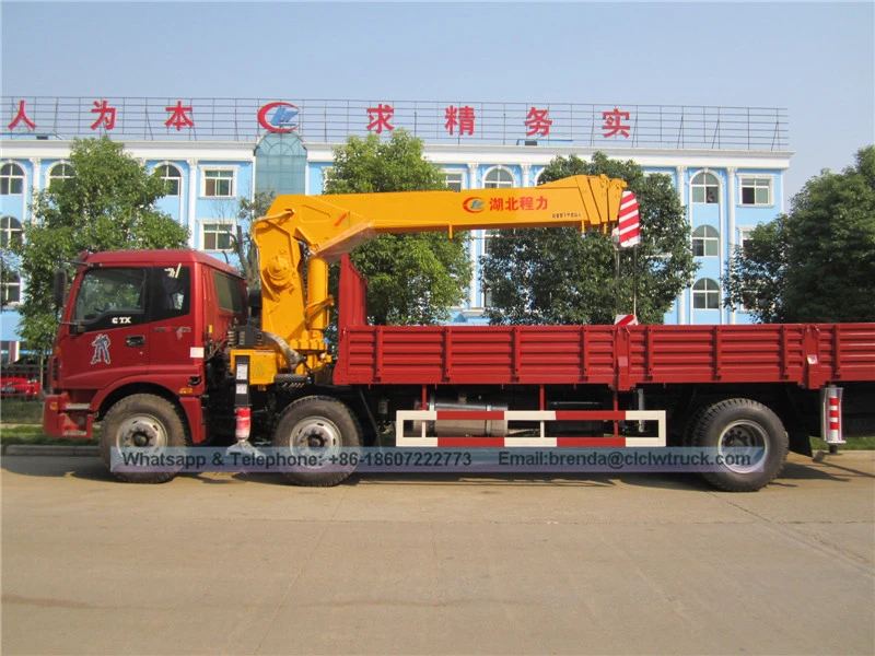 6X2福田欧曼8-10吨的液压臂汽车起重机
