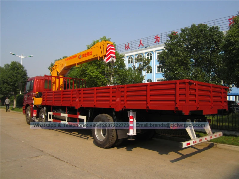 6X2福田欧曼8-10吨的液压臂汽车起重机