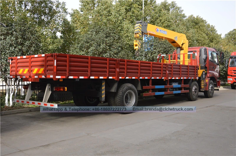 6X2福田欧曼8-10吨的液压臂汽车起重机