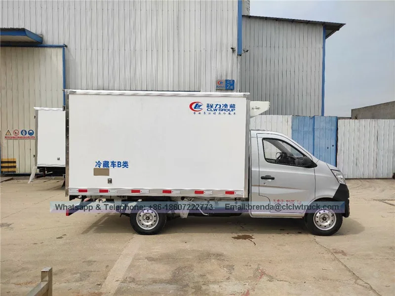 Changan Refrigerator Truck Fournisseur en Chine, mini-camion de réfrigérateur, camion de réfrigérateur 4x2
