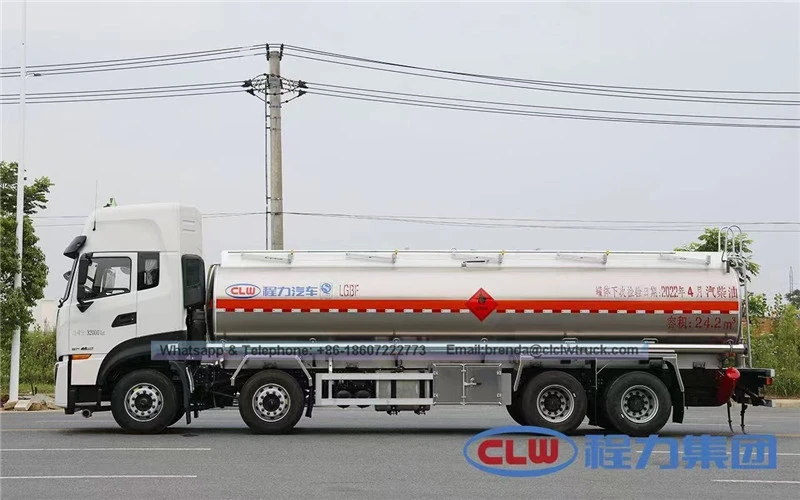 الشركة المصنعة في الصين Dongfeng 32000 لتر سعر شاحنة ناقلة الوقود
