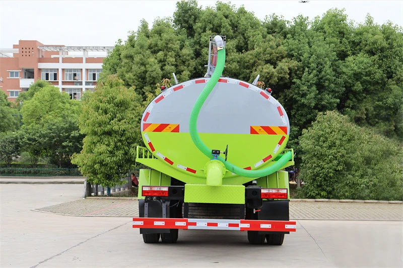 China Equipo de saneamiento Suck Truck Camioner Alcantarillador Camión limpio para la venta