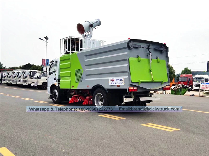 DFAC 4x2 स्मॉल रोड स्वीपर ट्रक बिक्री के लिए अधिक फ़ंक्शन के साथ