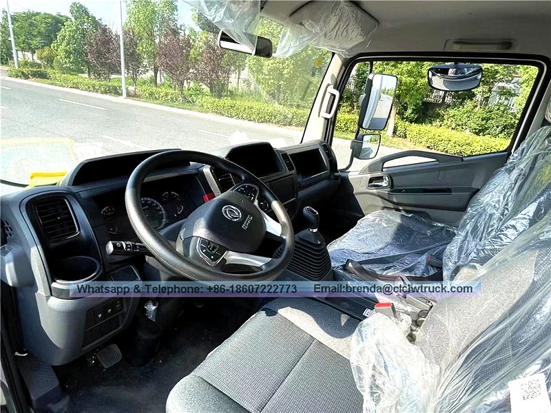 DFAC 5-6 Ton meat hook refrigerator truck