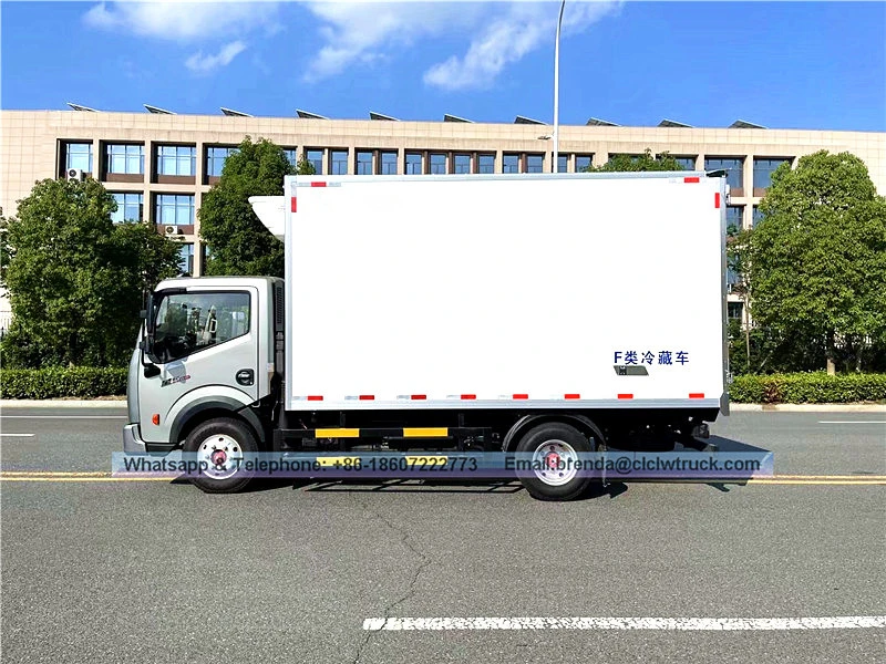 DFAC 5-6 Ton meat hook refrigerator truck