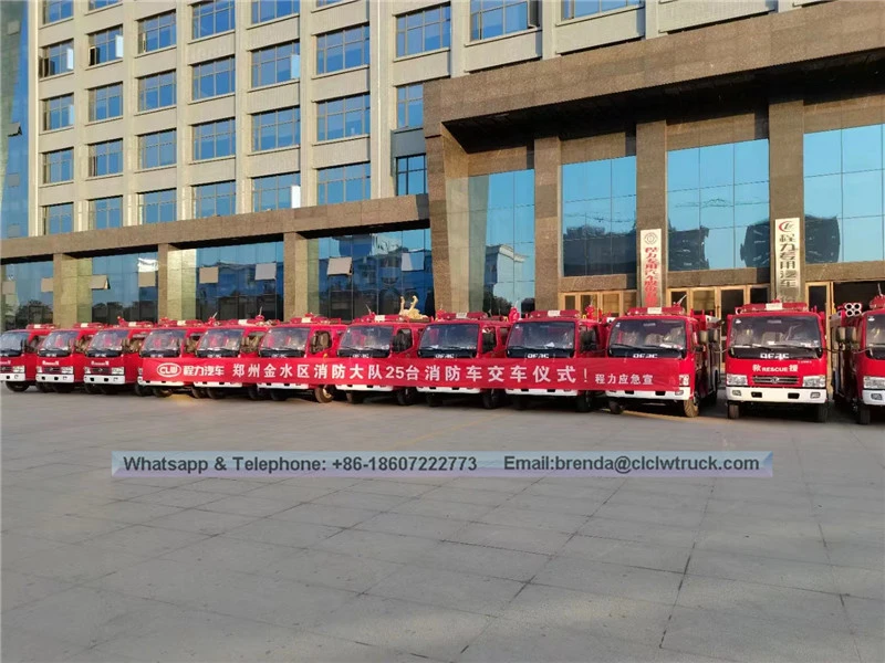 Dongfeng 4000Liter China de camión de bomberos, 4X2 4CBM tanque de agua fabricante camión de bomberos de lucha