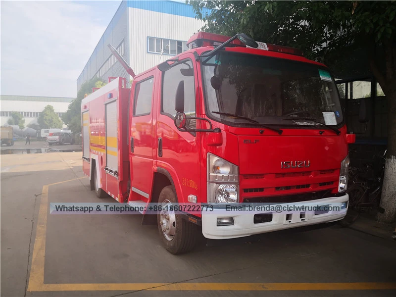 Japanese Isuzu Water Tank Fire Truck na may 3 CBM Water Tank