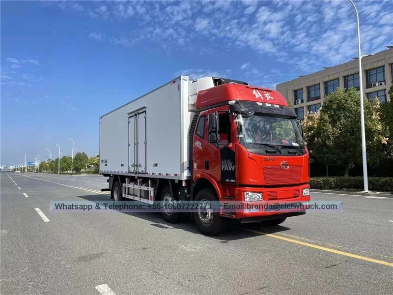 DFAC móc thịt tủ lạnh xe bán