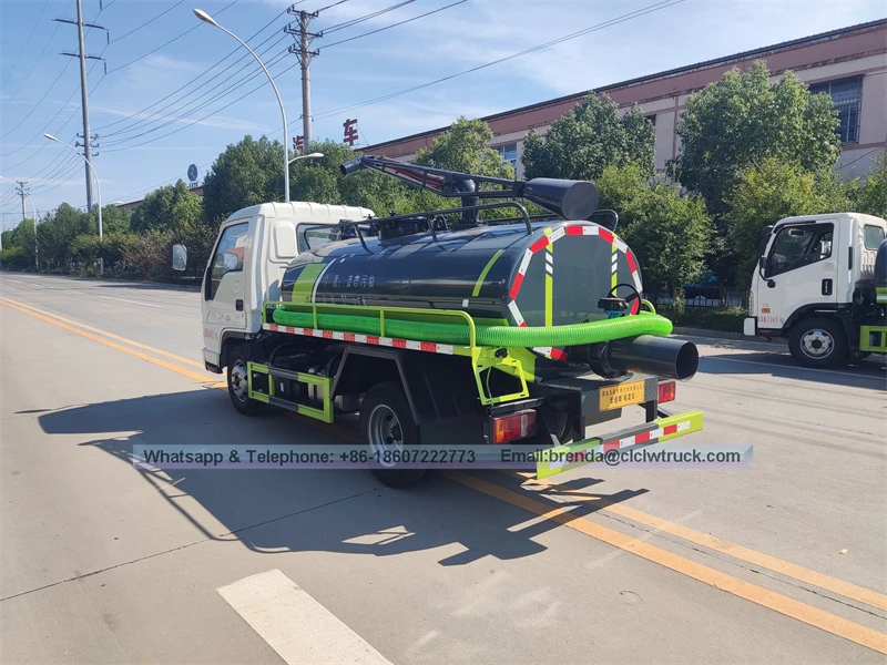 Foton Mini Sewage Suction Vehicle Sludge Transportation Truck