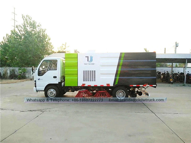 Isuzu Brand Small Road Sweeper Truck