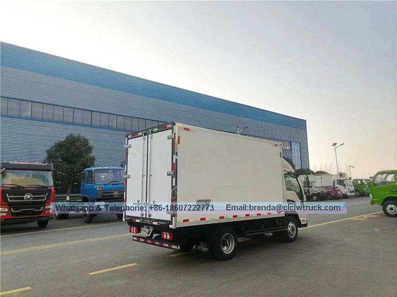 JAC 1-3T insulated panel mini refrigerated box truck