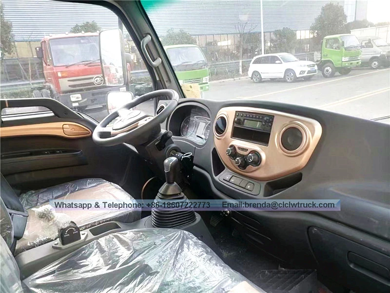 JAC 1-3T insulated panel mini refrigerated box truck