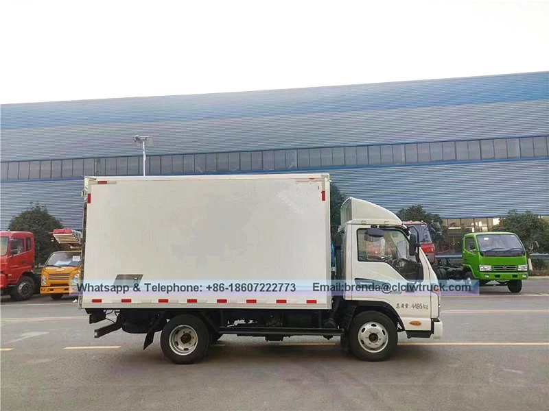 JAC 1-3T insulated panel mini refrigerated box truck