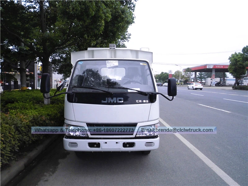 JMC 4*2 Presyo ng Truck ng Road Sweeper