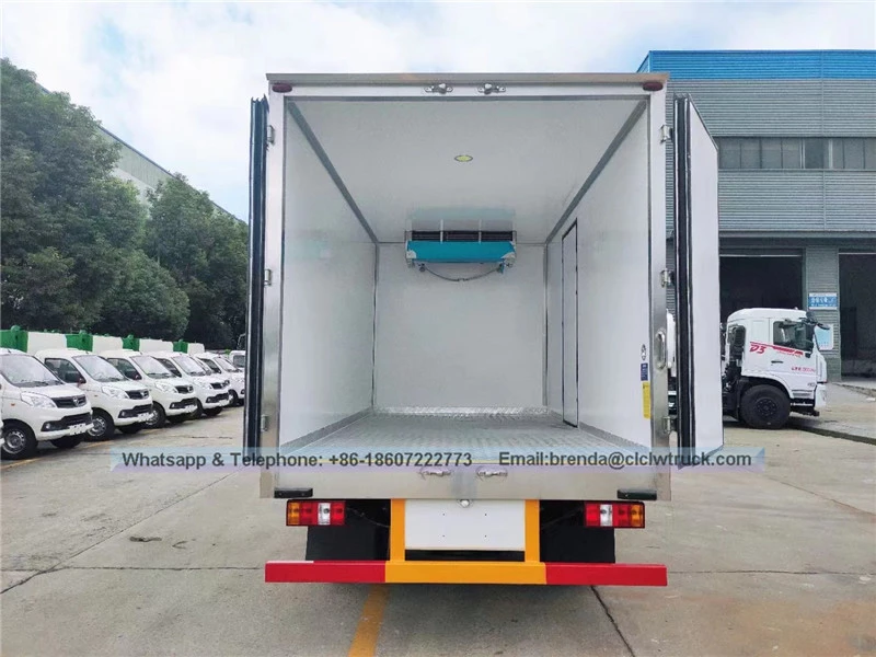 Fournisseur de camion de réfrigérateur JMC Chine, camion de cargaison de réfrigérateur 5 tonnes, camion de cargaison de réfrigérateur 4x2, moteur diesel de camion de réfrigérateur