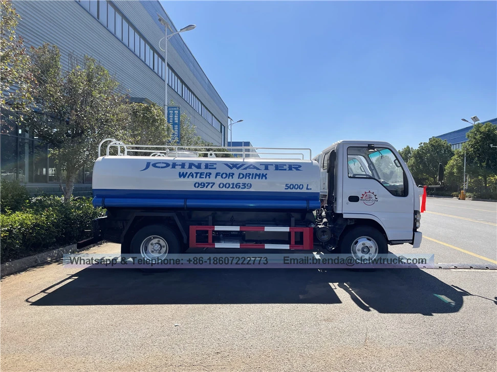 Jepun Isuzu 3000-5000L Trak Pengangkutan Air Minum