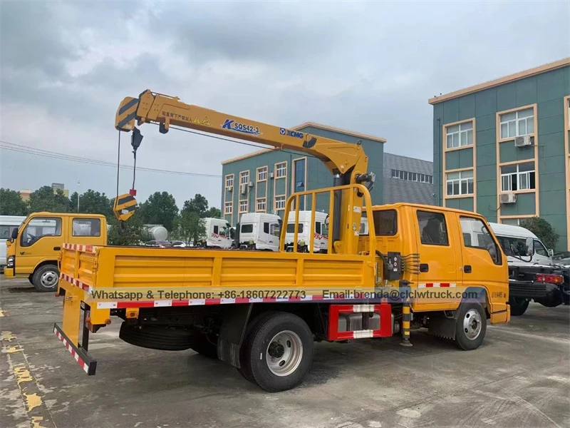 Fournisseur de grues en Lorry, fabricant de grues monté sur un camion Chine, camion JMC avec fournisseur de grue en porcelaine