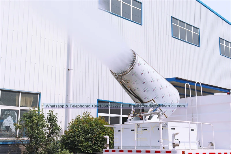 وصول جديد متعدد الوظائف لقمع الغبار مركبة ذرة شاحنة المياه بخاخ المياه